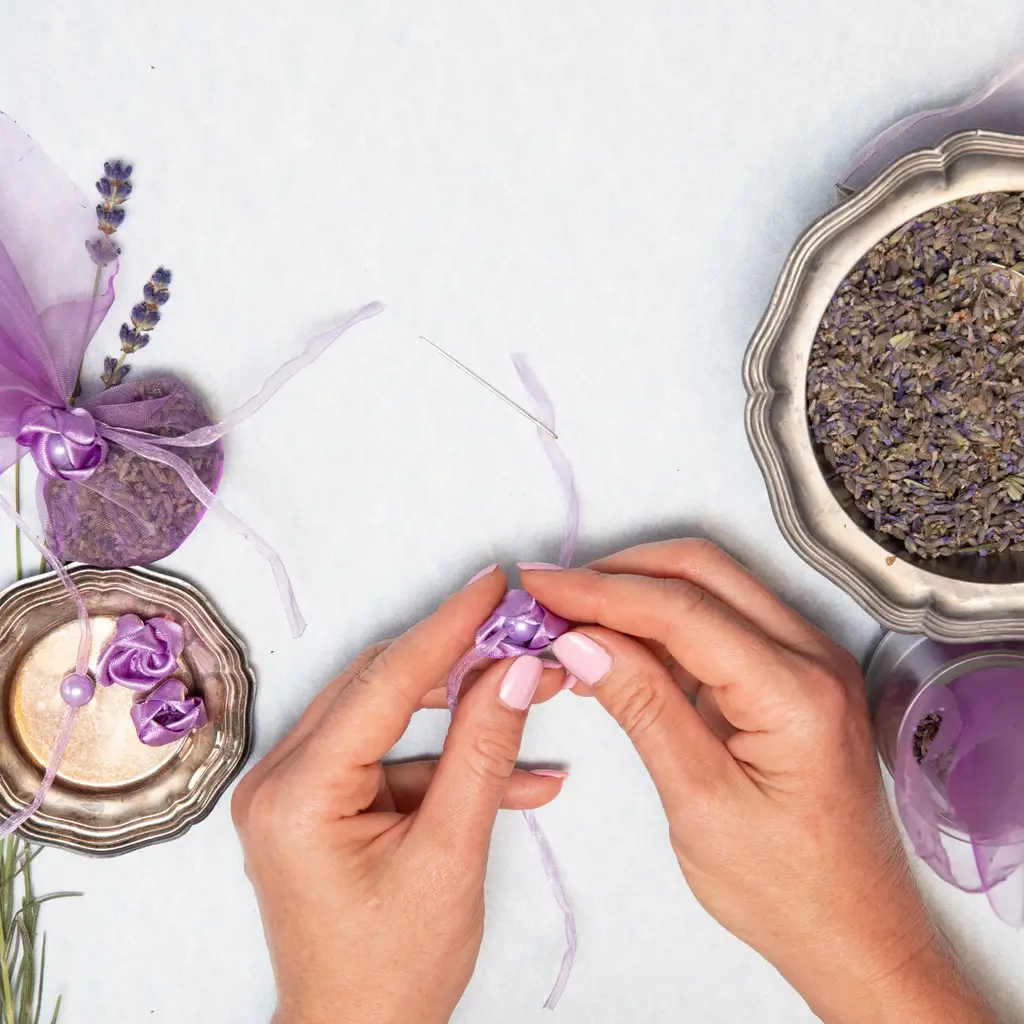 Why Custom Handmade Products Make the Perfect Gifts